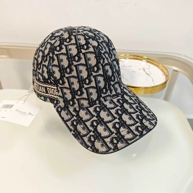 Dior Cap dx102